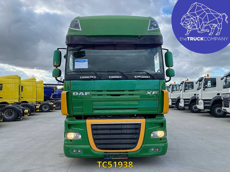 Cabeza tractora DAF XF 105 510: foto 9