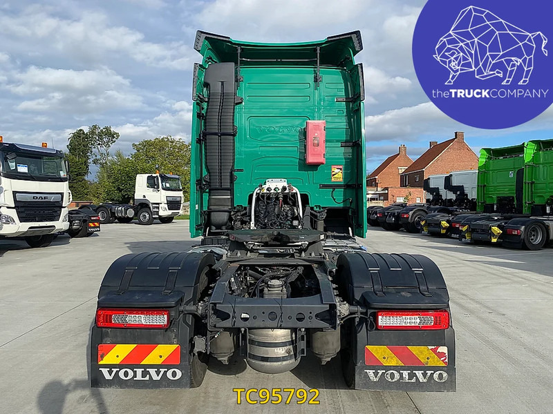 Volvo - Cabeza tractora: foto 4 Volvo - Cabeza tractora: foto 4