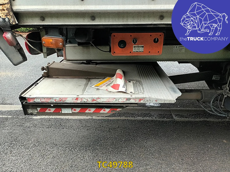 Camión caja cerrada DAF LF 55 250: foto 14