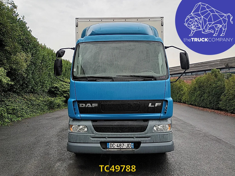 Camión caja cerrada DAF LF 55 250: foto 16