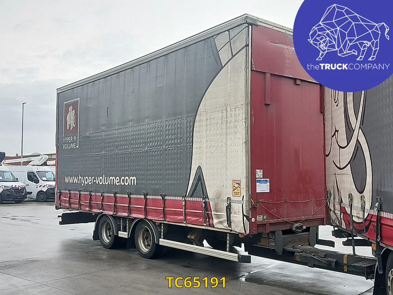 Fruehauf - Remolque con toldo: foto 1 Fruehauf - Remolque con toldo: foto 1