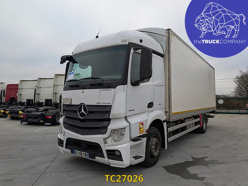 Mercedes-Benz Actros 1833 - Camión caja cerrada: foto 1 Mercedes-Benz Actros 1833 - Camión caja cerrada: foto 1