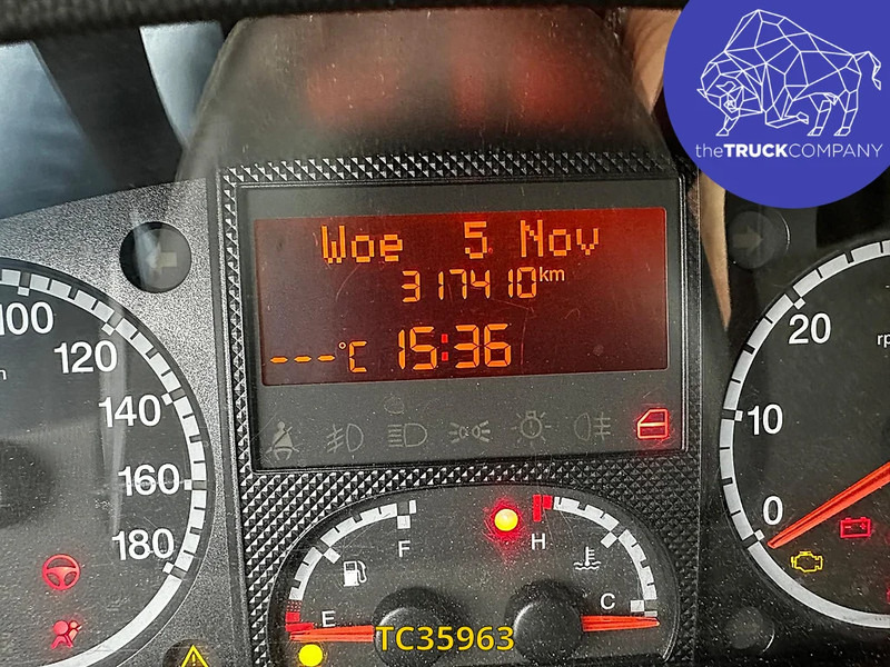 Furgoneta caja cerrada Peugeot Boxer 2.0 HDI BOX + LIFT: foto 7