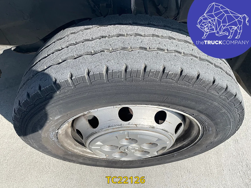 Peugeot Expert met laadklep - Furgoneta caja cerrada: foto 2 Peugeot Expert met laadklep - Furgoneta caja cerrada: foto 2