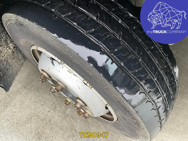 Camión frigorífico Renault D 210: foto 10