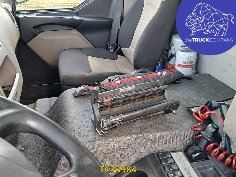 Renault Kerax 380 - Camión caja abierta: foto 3 Renault Kerax 380 - Camión caja abierta: foto 3