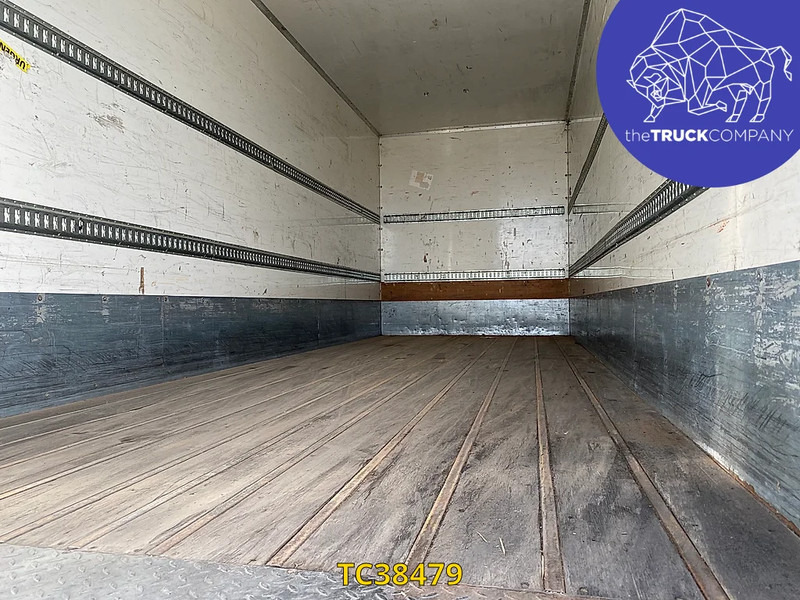 Renault T 430 - Camión caja cerrada: foto 4 Renault T 430 - Camión caja cerrada: foto 4