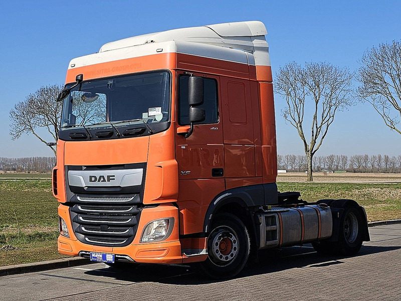 DAF XF 450 SPACECAB 2X TANK - Cabeza tractora: foto 2 DAF XF 450 SPACECAB 2X TANK - Cabeza tractora: foto 2