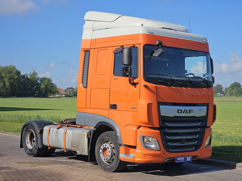 DAF XF 450 SPACECAB 2X TANK - Cabeza tractora: foto 5 DAF XF 450 SPACECAB 2X TANK - Cabeza tractora: foto 5