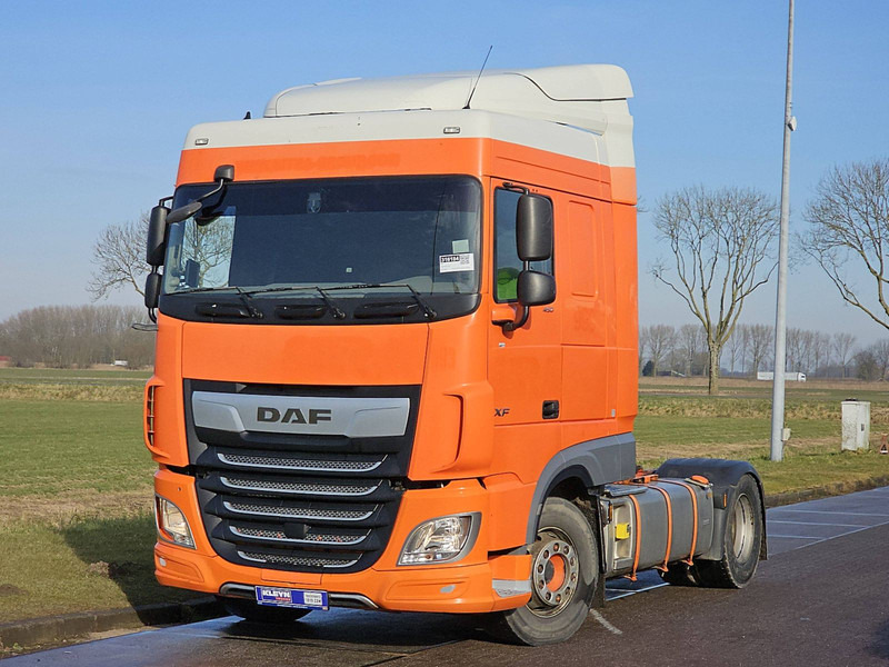 DAF XF 450 SPACECAB SPOILERS - Cabeza tractora: foto 2 DAF XF 450 SPACECAB SPOILERS - Cabeza tractora: foto 2
