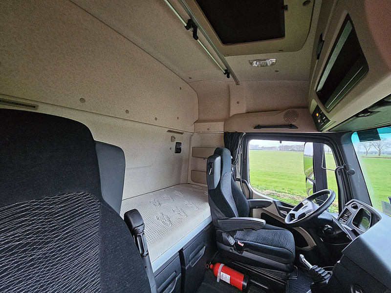 Cabeza tractora Mercedes-Benz ACTROS 1845 LS Tipper hydr: foto 15 Cabeza tractora Mercedes-Benz ACTROS 1845 LS Tipper hydr: foto 15