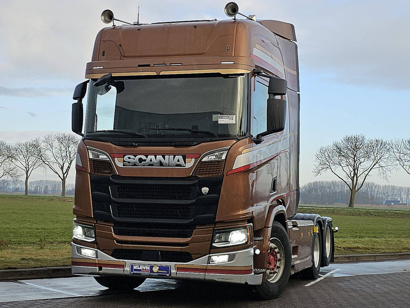 Scania R580 6X2 NB LED LEATHER - Cabeza tractora: foto 1 Scania R580 6X2 NB LED LEATHER - Cabeza tractora: foto 1