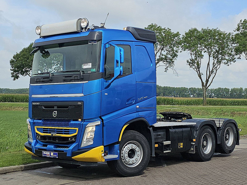 Volvo FH 540 6X4 LIFTING BOOGIE - Cabeza tractora: foto 2 Volvo FH 540 6X4 LIFTING BOOGIE - Cabeza tractora: foto 2