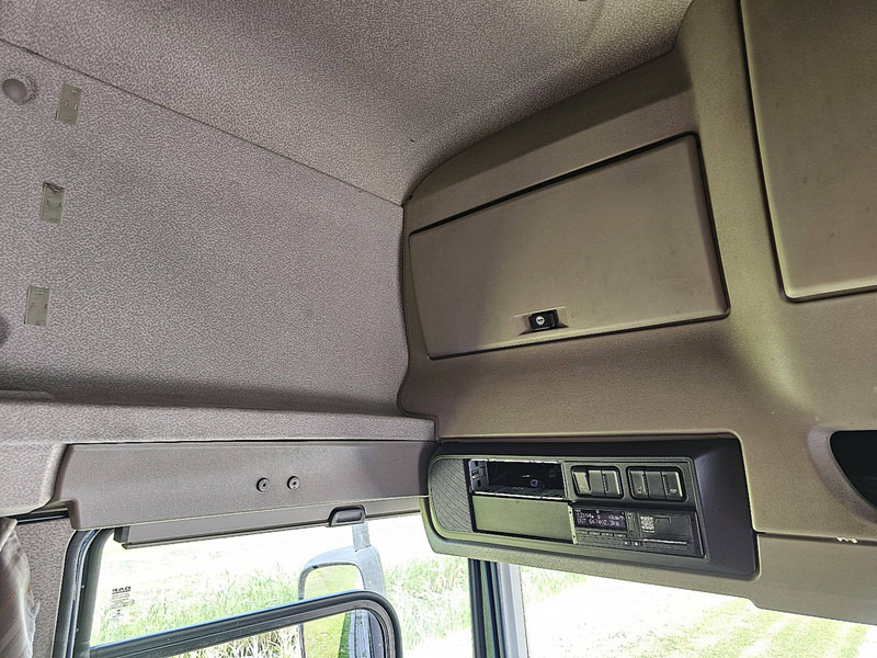 Camión lona DAF CF 260 RIGHT SIDE CURTAINS: foto 11