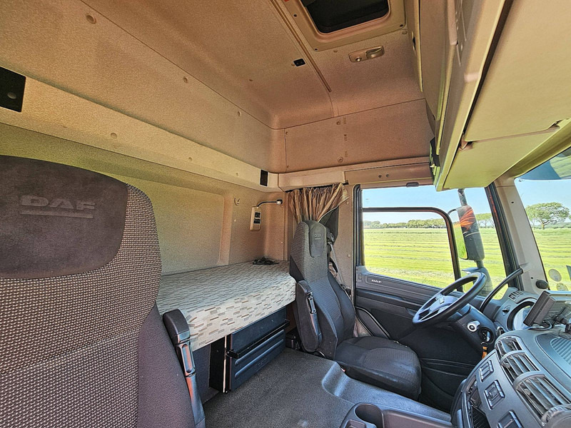 Camión lona DAF CF 260 RIGHT SIDE CURTAINS: foto 15