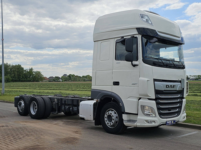 DAF XF 480 SSC 6X2 FAR INTARDER - Camión chasis: foto 5 DAF XF 480 SSC 6X2 FAR INTARDER - Camión chasis: foto 5
