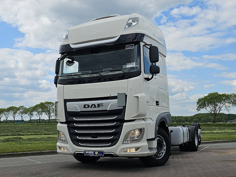 DAF XF 480 SSC 6X2 FAR INTARDER - Camión chasis: foto 1 DAF XF 480 SSC 6X2 FAR INTARDER - Camión chasis: foto 1