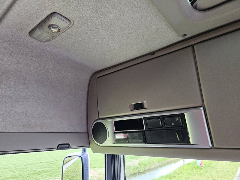 Camión volquete DAF XF 530 8X4 FAW STEEL TIPPER: foto 9