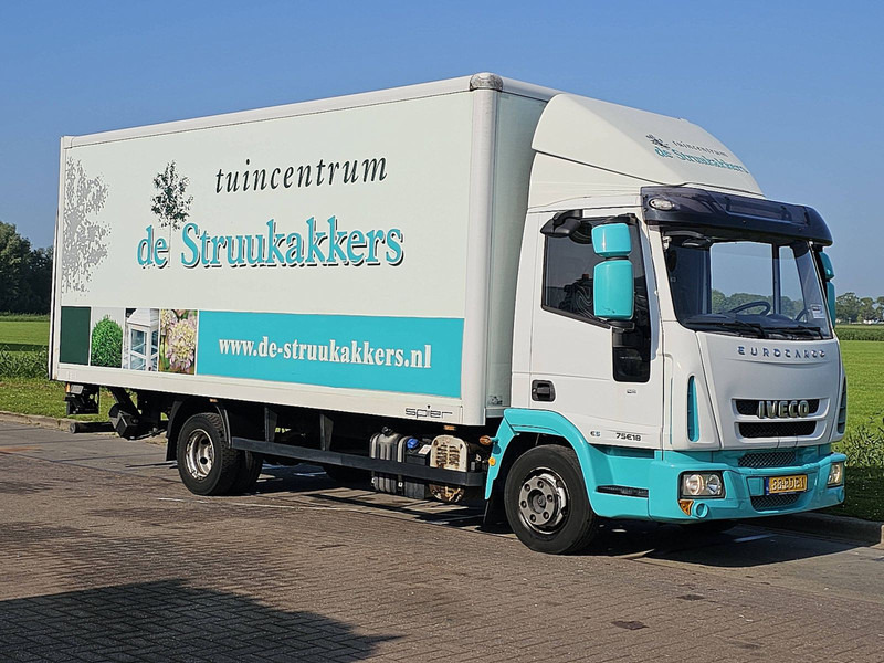 Iveco 75E18 EUROCARGO MANUAL LIFT 3 SEATS - Camión caja cerrada: foto 5 Iveco 75E18 EUROCARGO MANUAL LIFT 3 SEATS - Camión caja cerrada: foto 5