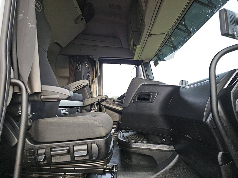 Camión portacontenedore/ Intercambiable Iveco S-WAY AS260S46 LNG INT. STEERAXLE: foto 7