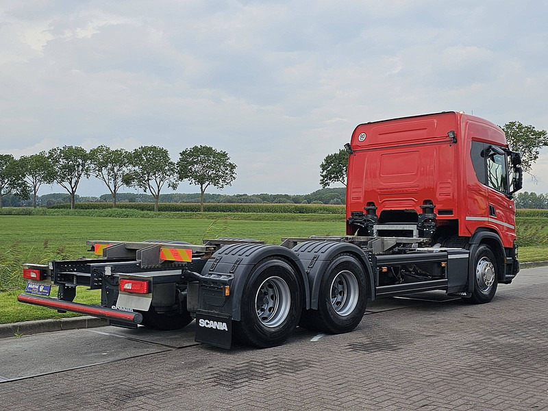 Scania G450 6X4 RETARDER WB395 - Camión portacontenedore/ Intercambiable: foto 3 Scania G450 6X4 RETARDER WB395 - Camión portacontenedore/ Intercambiable: foto 3