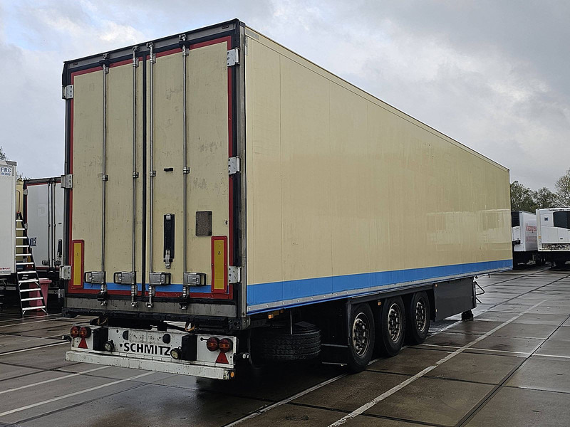 Schmitz Cargobull MEATRAILS - Semirremolque frigorífico: foto 2 Schmitz Cargobull MEATRAILS - Semirremolque frigorífico: foto 2