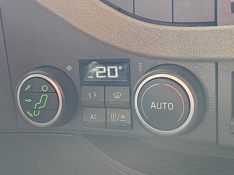 Camión caja cerrada Volvo FH 460: foto 13 Camión caja cerrada Volvo FH 460: foto 13