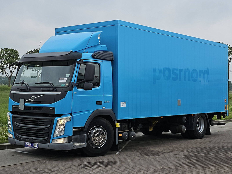 Volvo FM 370 19.5T 2.5T LIFT AIRC - Camión caja cerrada: foto 2 Volvo FM 370 19.5T 2.5T LIFT AIRC - Camión caja cerrada: foto 2