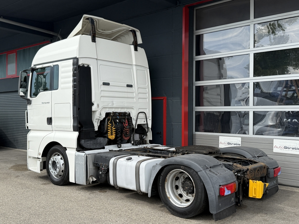 Arrendamiento de MAN TGX 18.440 EEV Klima 3-fach Motorbremse 2xTank MAN TGX 18.440 EEV Klima 3-fach Motorbremse 2xTank: foto 8
