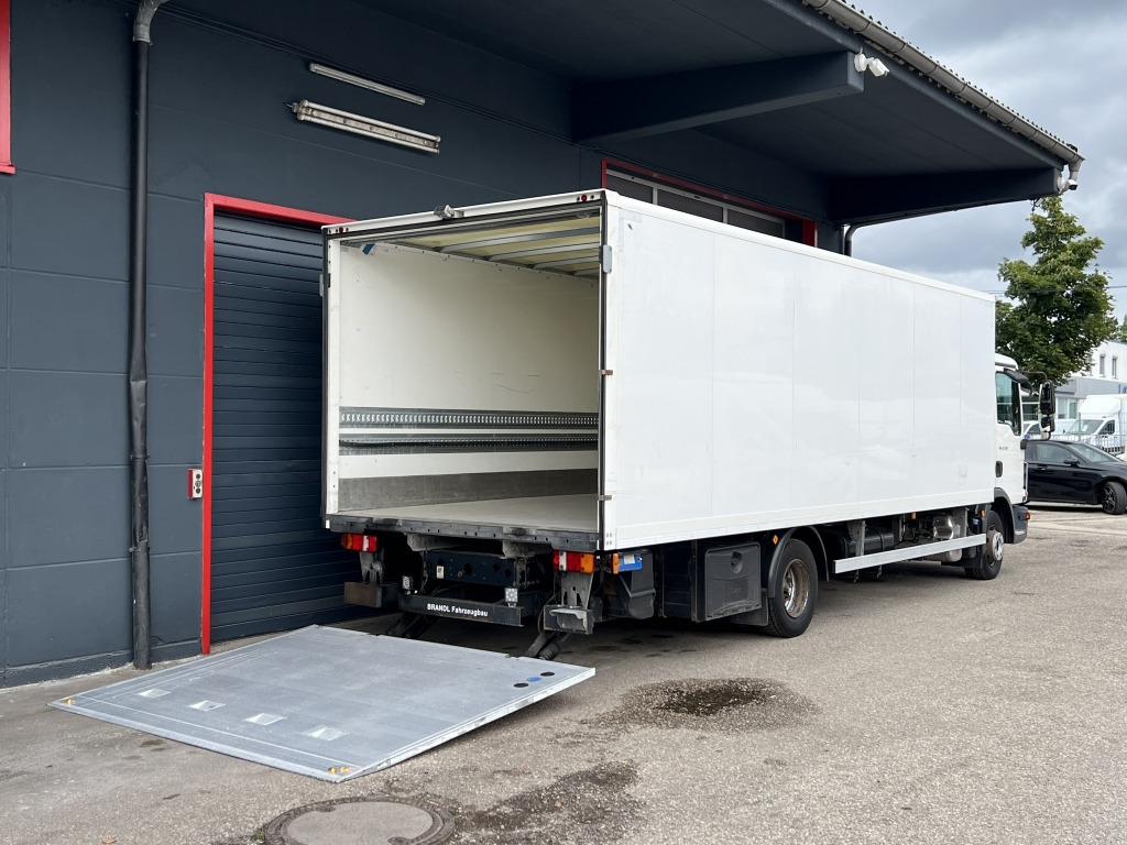 Camión caja cerrada MAN TGL 12.220 E6 7,1m Koffer+LBW Getriebegeräusche: foto 7 Camión caja cerrada MAN TGL 12.220 E6 7,1m Koffer+LBW Getriebegeräusche: foto 7