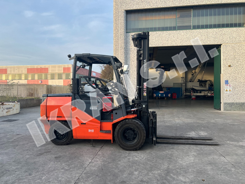 Toyota TRAIGO HT 85 8FBMHT85 - Otra maquinaria: foto 2 Toyota TRAIGO HT 85 8FBMHT85 - Otra maquinaria: foto 2