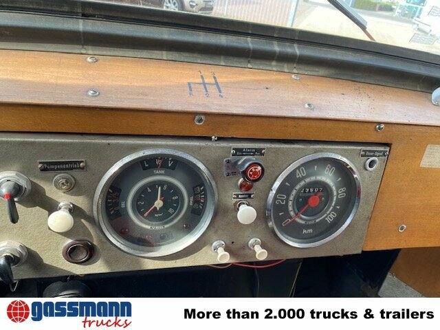 BORGWARD B522-A0 4x4 Löschgruppenfahrzeug LF - Camión de bomberos: foto 4 BORGWARD B522-A0 4x4 Löschgruppenfahrzeug LF - Camión de bomberos: foto 4