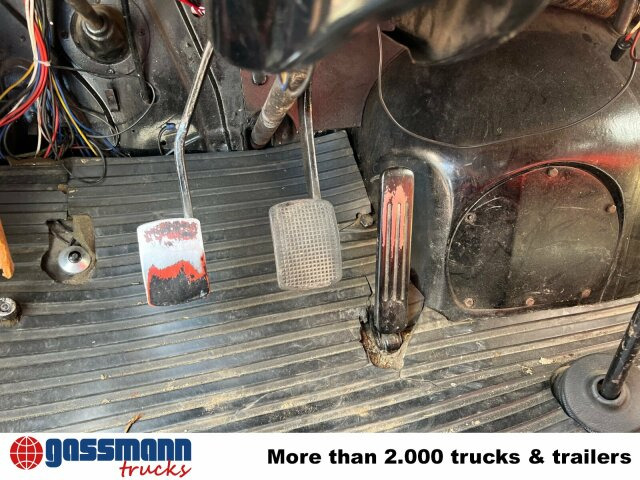 Ford FK 2500 4x2 LF8 Feuerwehr - Camión de bomberos: foto 5 Ford FK 2500 4x2 LF8 Feuerwehr - Camión de bomberos: foto 5