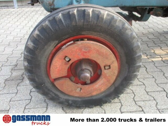 Hanomag Granit 500 - Tractor: foto 3 Hanomag Granit 500 - Tractor: foto 3