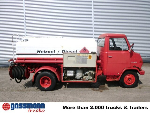 Hanomag-Henschel F 75/35 Ki, 5 cbm - Camión cisterna: foto 4 Hanomag-Henschel F 75/35 Ki, 5 cbm - Camión cisterna: foto 4