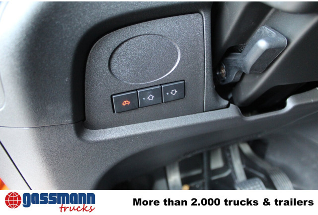 Iveco Daily 70C18H 4x2 mit Kran HMF 340-K3, Funk - Camión volquete, Camión grúa: foto 4 Iveco Daily 70C18H 4x2 mit Kran HMF 340-K3, Funk - Camión volquete, Camión grúa: foto 4