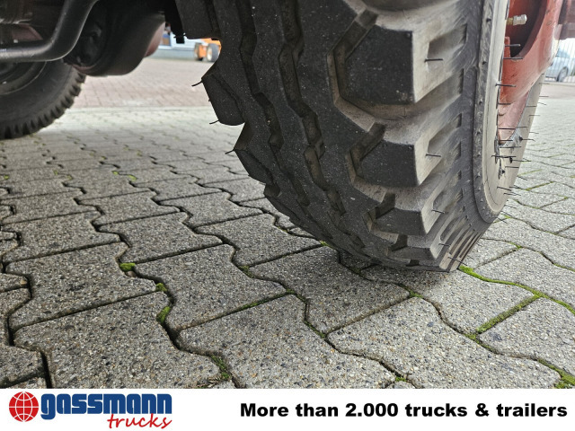 LF 16, F Magirus 170 D 11FA, 4x4 - Ambulancia: foto 4 LF 16, F Magirus 170 D 11FA, 4x4 - Ambulancia: foto 4