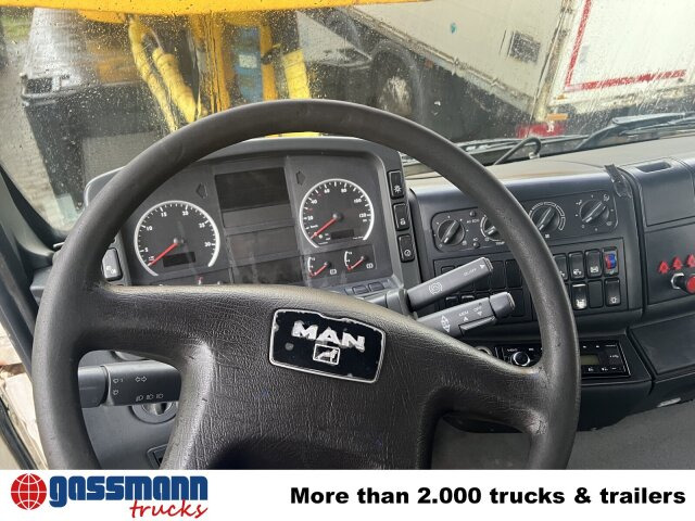 MAN TGA 26.360 6X2/4 BL, Vorlauf Lenk-Liftachse - Camión portacontenedor de cadenas: foto 5 MAN TGA 26.360 6X2/4 BL, Vorlauf Lenk-Liftachse - Camión portacontenedor de cadenas: foto 5