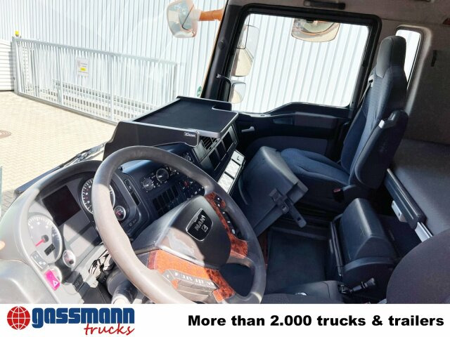 MAN TGA 26.440 6X2-2 LL, Intarder, Liftachse, LBW - Camión portacontenedore/ Intercambiable: foto 3 MAN TGA 26.440 6X2-2 LL, Intarder, Liftachse, LBW - Camión portacontenedore/ Intercambiable: foto 3