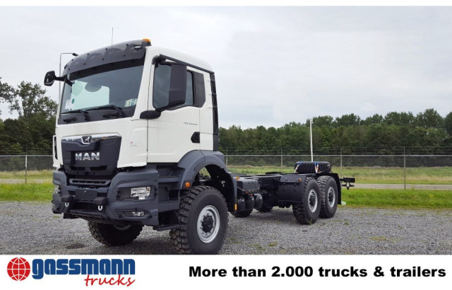 MAN TGS 33.440 6x6 BB CH, Euro2, Einzelbereifung - Camión chasis: foto 2 MAN TGS 33.440 6x6 BB CH, Euro2, Einzelbereifung - Camión chasis: foto 2