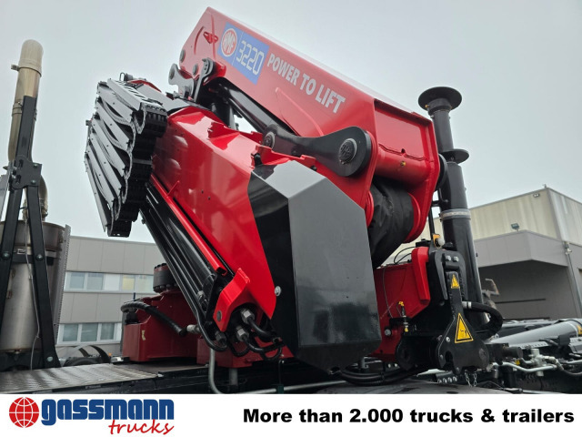 MAN TGS 35.480 8X4 BL, Intarder, Kran HMF 3220-K6, - Camión multibasculante, Camión grúa: foto 5 MAN TGS 35.480 8X4 BL, Intarder, Kran HMF 3220-K6, - Camión multibasculante, Camión grúa: foto 5