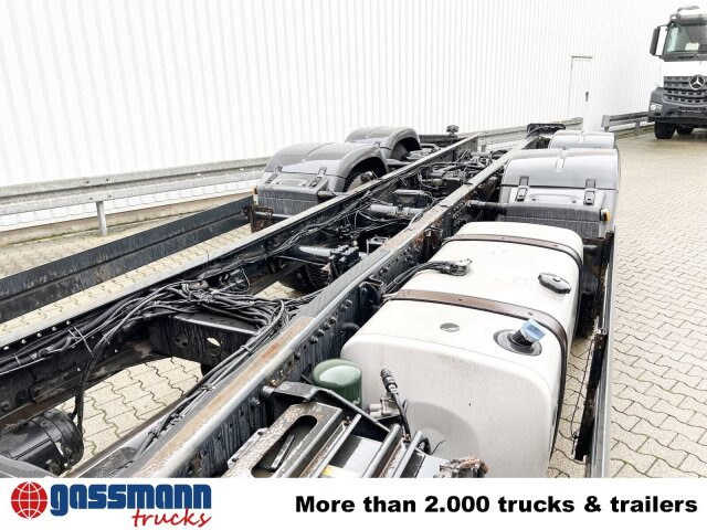 MAN TGX 26.440 6x2-2 LL, Lenk-Liftachse - Camión chasis: foto 3 MAN TGX 26.440 6x2-2 LL, Lenk-Liftachse - Camión chasis: foto 3