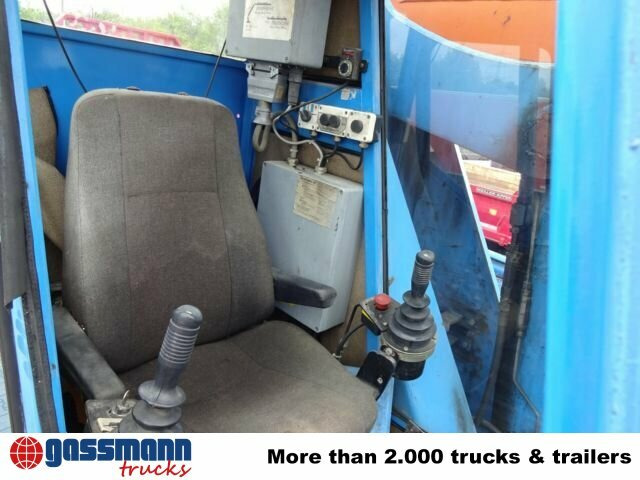 Mercedes-Benz 2638 K 6x4 mit Heckkran Palfinger PK 68000 - Camión grúa: foto 5 Mercedes-Benz 2638 K 6x4 mit Heckkran Palfinger PK 68000 - Camión grúa: foto 5