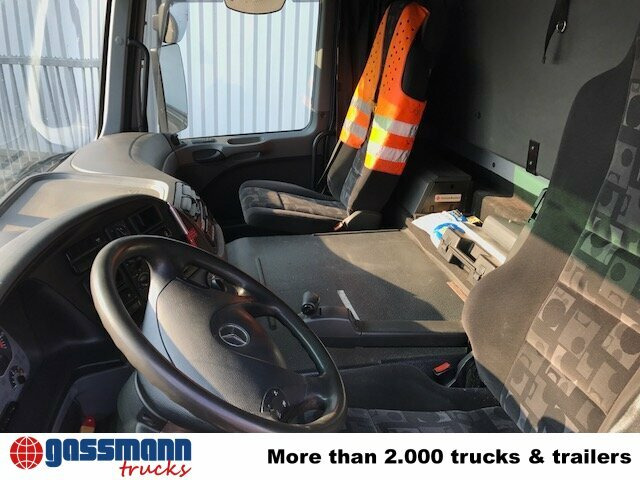 Mercedes-Benz Actros 1841 L 4x2, Esterer Tankaufbau ca. - Camión cisterna: foto 5 Mercedes-Benz Actros 1841 L 4x2, Esterer Tankaufbau ca. - Camión cisterna: foto 5