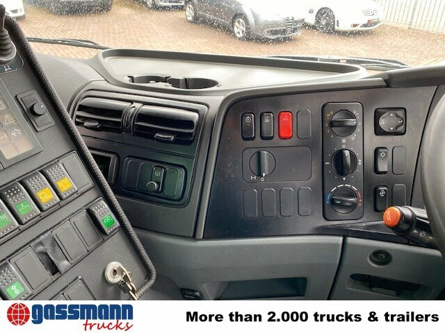 Mercedes-Benz Atego 1524 L 4x2 Kehrmaschine FAUN Viajet - Barredora vial: foto 5 Mercedes-Benz Atego 1524 L 4x2 Kehrmaschine FAUN Viajet - Barredora vial: foto 5