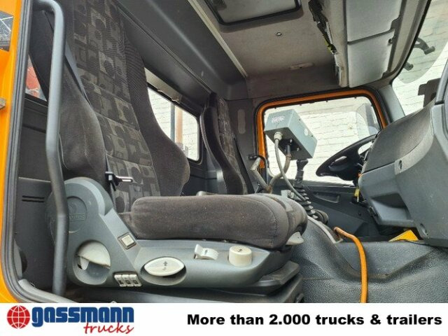 Mercedes-Benz Axor 1828 AK 4x4, Winterdienstausstattung, Kran - Camión volquete, Camión grúa: foto 3 Mercedes-Benz Axor 1828 AK 4x4, Winterdienstausstattung, Kran - Camión volquete, Camión grúa: foto 3