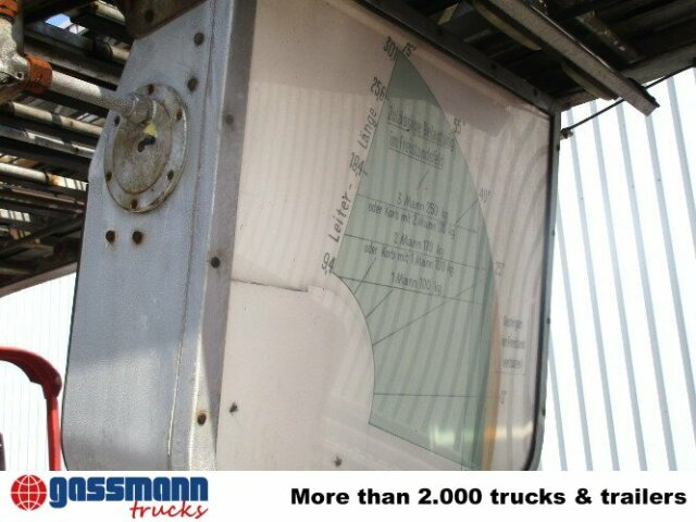 Mercedes-Benz L 1519 4x2 Feuerwehr Drehleiter DL30 - Camión de bomberos: foto 2 Mercedes-Benz L 1519 4x2 Feuerwehr Drehleiter DL30 - Camión de bomberos: foto 2