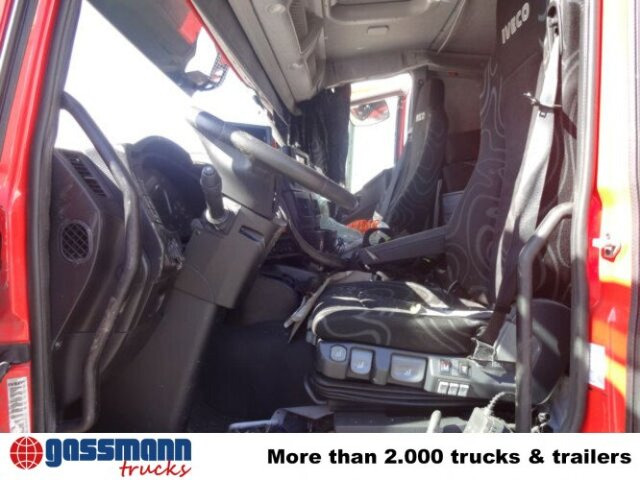 StralisAT260S46Y/FS, Unfallschaden! - Camión caja cerrada: foto 4 StralisAT260S46Y/FS, Unfallschaden! - Camión caja cerrada: foto 4