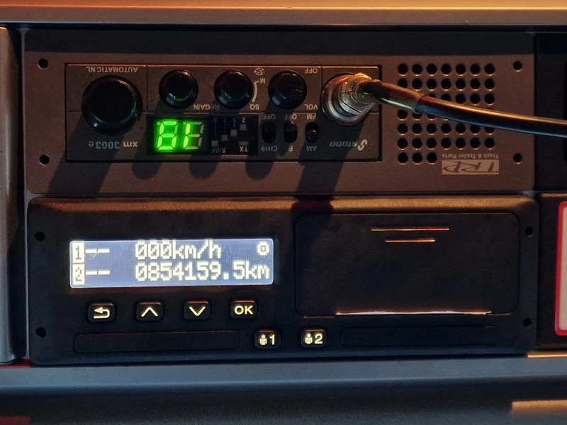 Cabeza tractora DAF XF 460 SuperSpaceCab 4x2 - Full air - Night Clima - TV -Microwave - Full spoiler - Navi: foto 17