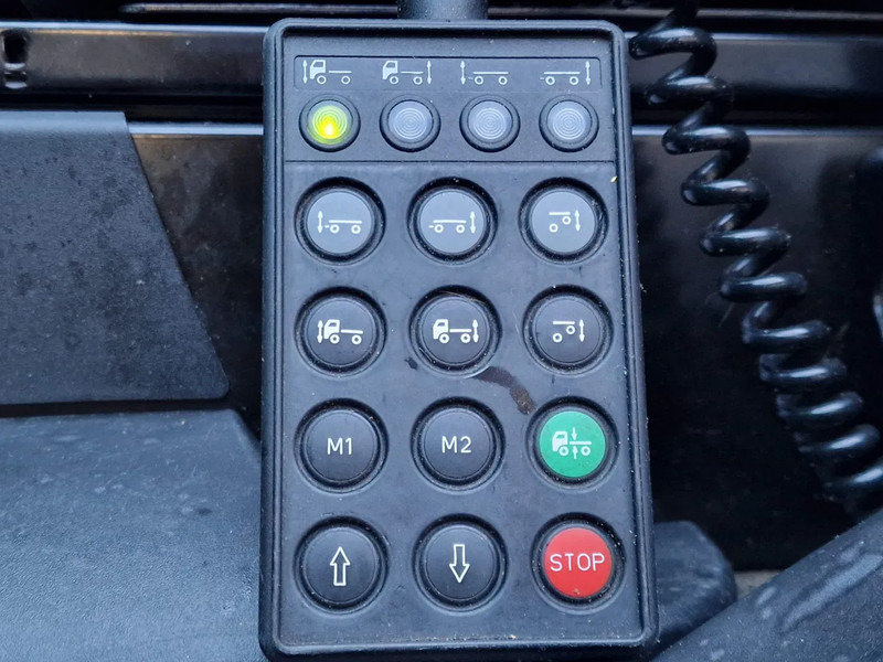 Cabeza tractora DAF XF 460 SuperSpaceCab 4x2 - Full air - Night Clima - TV -Microwave - Full spoiler - Navi: foto 14